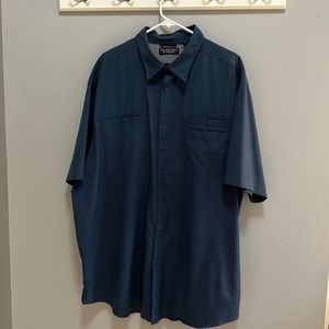 Roundtree and Yorke Navy Blue Button Down Shirt